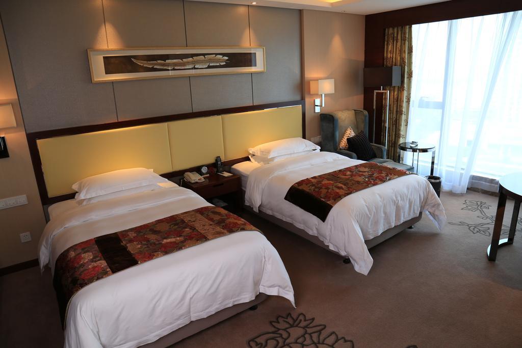 Guangzhou Changfeng Gloria Plaza Hotel Rum bild