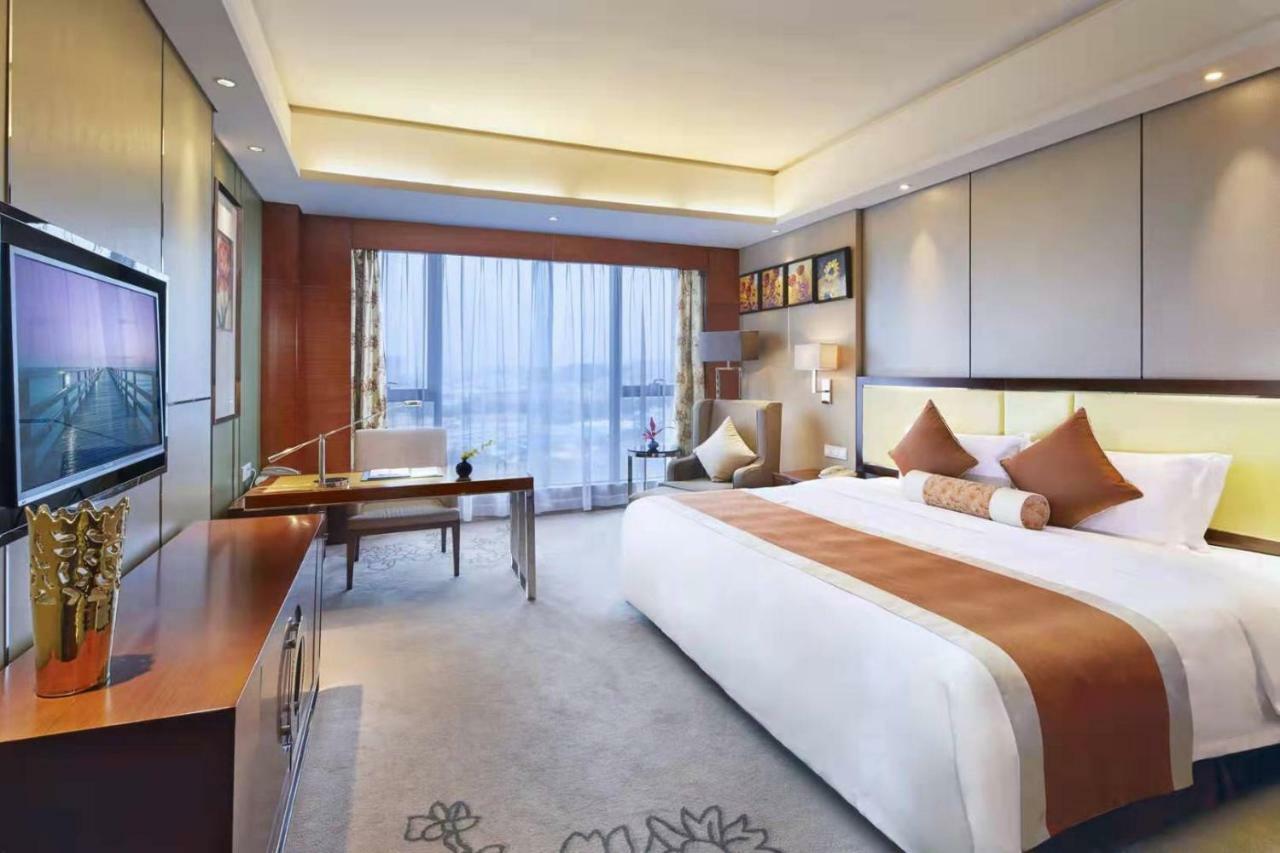 Guangzhou Changfeng Gloria Plaza Hotel Exteriör bild
